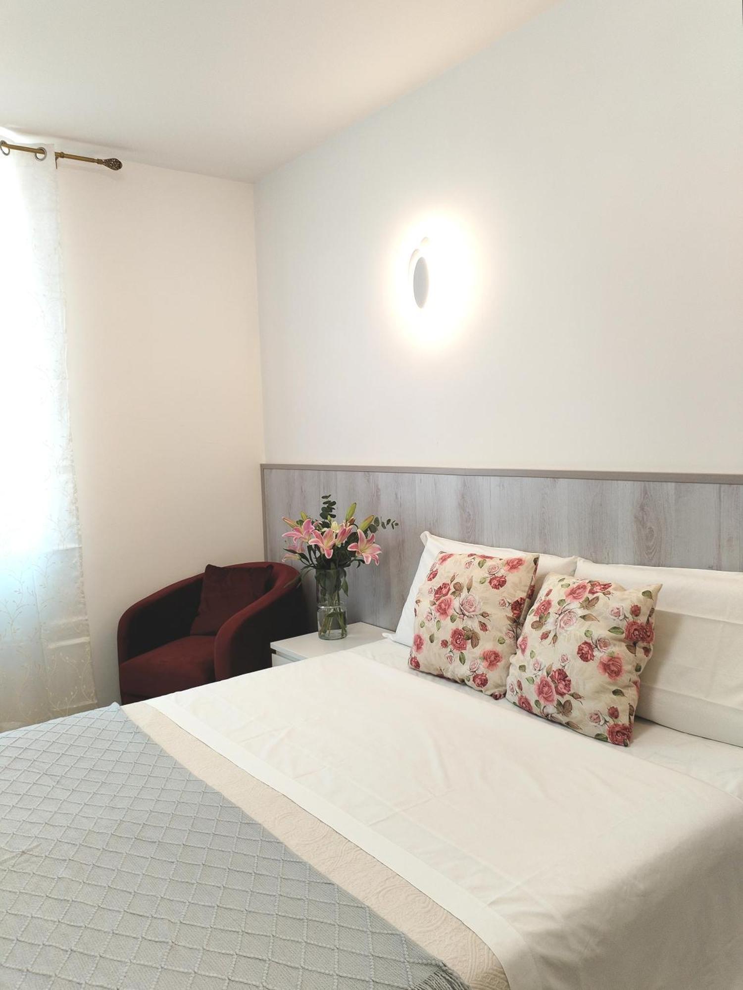 Arcobaleno Rooms Mestre-Venezia Exterior foto